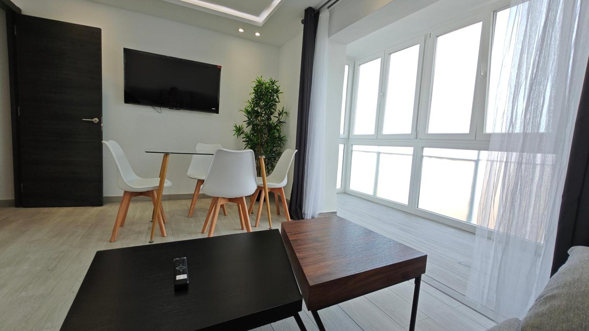 Vialia Playa Apartment Malaga Exterior photo