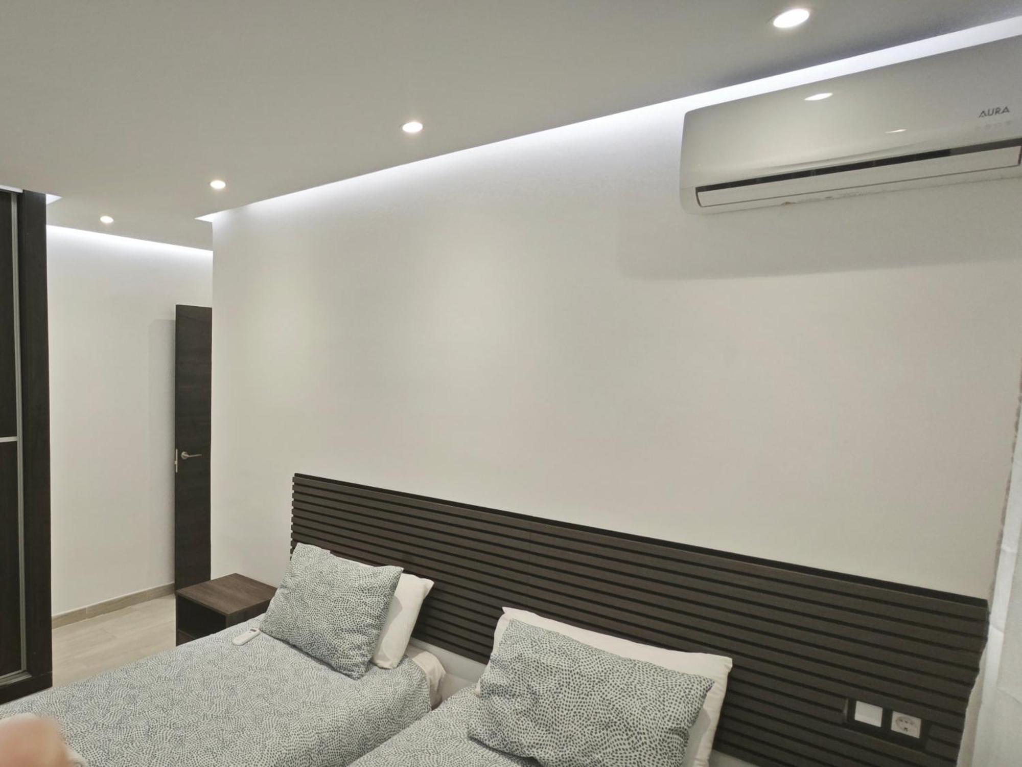 Vialia Playa Apartment Malaga Exterior photo