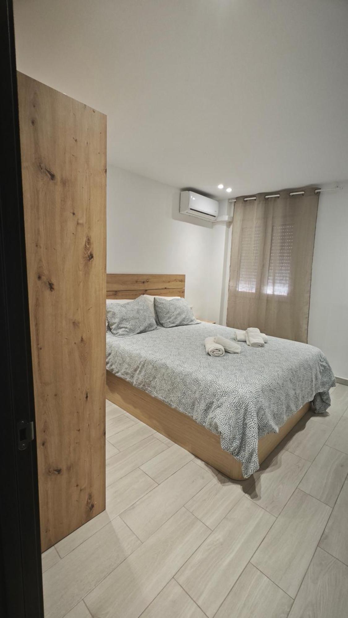 Vialia Playa Apartment Malaga Exterior photo